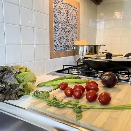Apartment Sicilia Ovest - Domus Mariae Charming With Balcony