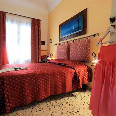 Sicilia Ovest - Domus Mariae Charming With Balcony
