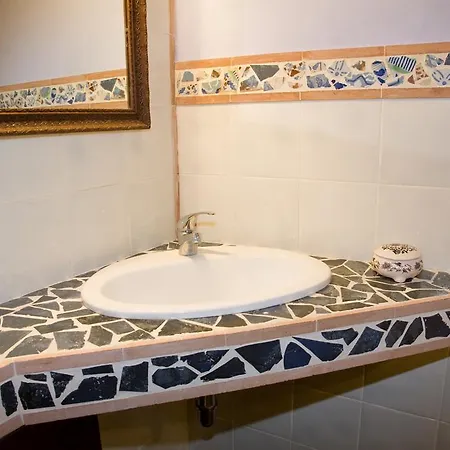 Apartment Sicilia Ovest - Domus Mariae Charming With Balcony
