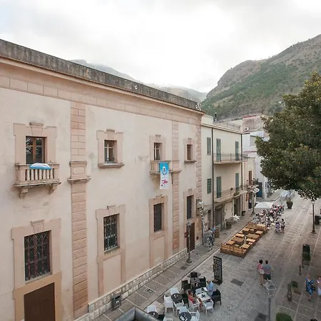 Apartment Sicilia Ovest - Domus Mariae Charming With Balcony *