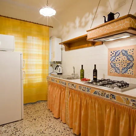 Apartment Sicilia Ovest - Domus Mariae Charming With Balcony Castellammare del Golfo
