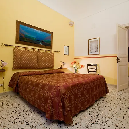 Sicilia Ovest - Domus Mariae Charming With Balcony